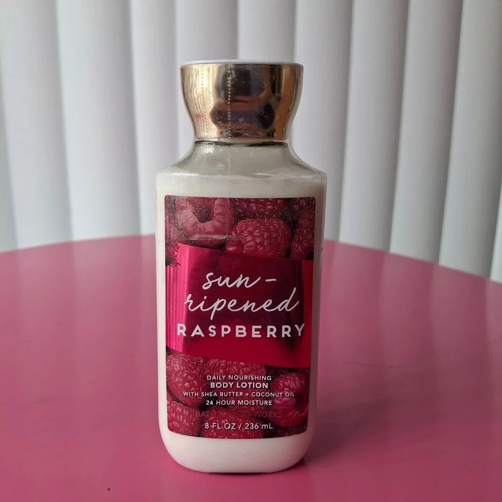 Bath & Body Works SUN-RIPENED RASPBERRY Body Lotion 8 oz